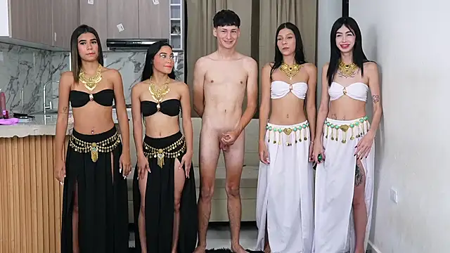 Snapshot of maidengirls chatting on October 31, 2025, 7:43 pm maidengirls online show from October 31, 2025, 7:43 pm