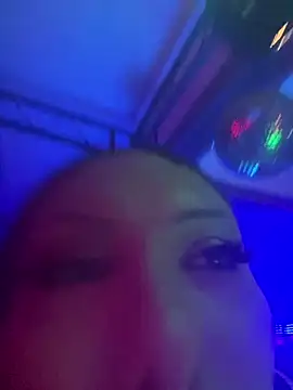 cadenfoxx111 online show from June 14, 2026, 6:36 am