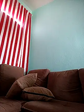 GJS281 online show from November 4, 2025, 3:27 pm