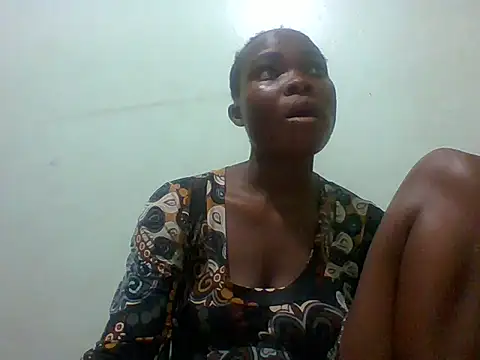 sexxyqueenn22 online show from December 17, 2025, 5:18 pm