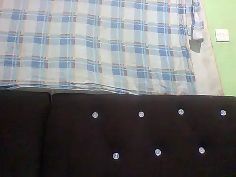 sexxyqueenn22 online show from October 7, 2025, 10:00 pm