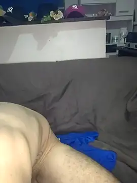 Leonpicudo online show from January 10, 2025, 9:53 pm