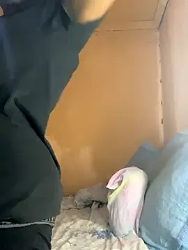 Snapshot of Babeyfacee chatting on October 30, 2025, 10:50 pm Babeyfacee online show from October 30, 2025, 10:50 pm