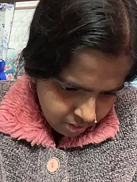 Snapshot of Beauty-queen chatting on February 12, 2025, 10:46 am Beauty-queen online show from February 12, 2025, 10:46 am