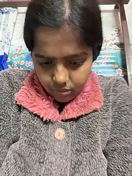 Snapshot of Beauty-queen chatting on February 11, 2025, 9:41 am Beauty-queen online show from February 11, 2025, 9:41 am