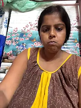 Snapshot of Beauty-queen chatting on November 1, 2025, 11:04 am Beauty-queen online show from November 1, 2025, 11:04 am