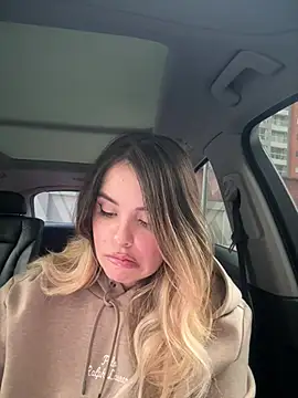 Alirawrz online show from February 27, 2025, 1:07 pm