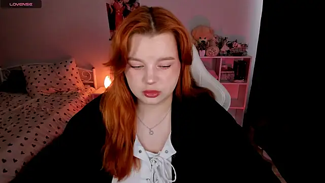  Lisa x online show from October 24, 2025, 10:03 am