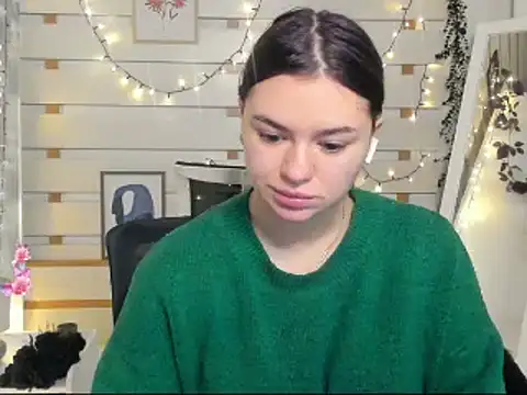 Snapshot of Josephine_Kiss chatting on December 20, 2025, 2:20 pm Josephine Kiss online show from December 20, 2025, 2:20 pm