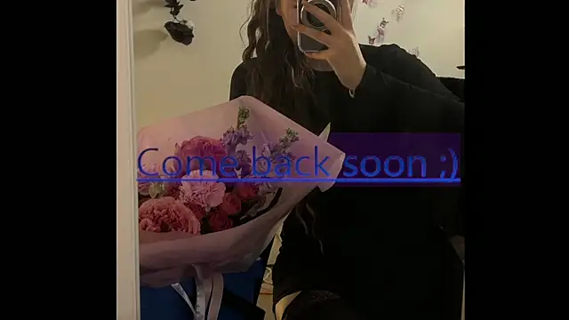 Josephine Kiss online show from July 17, 2026, 6:21 am
