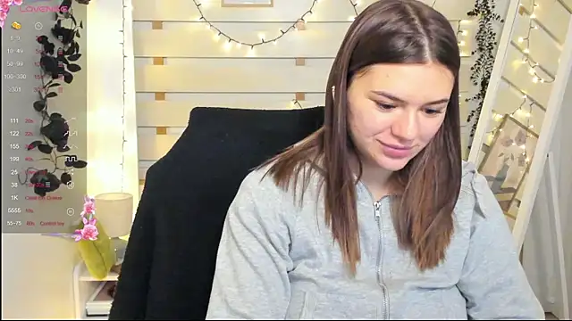 Snapshot of Josephine_Kiss chatting on January 9, 2026, 12:56 pm Josephine Kiss online show from January 9, 2026, 12:56 pm