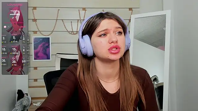 Josephine Kiss online show from January 18, 2025, 11:32 am
