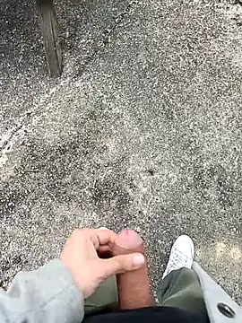 YoungDick25 online show from April 11, 2026, 4:32 pm