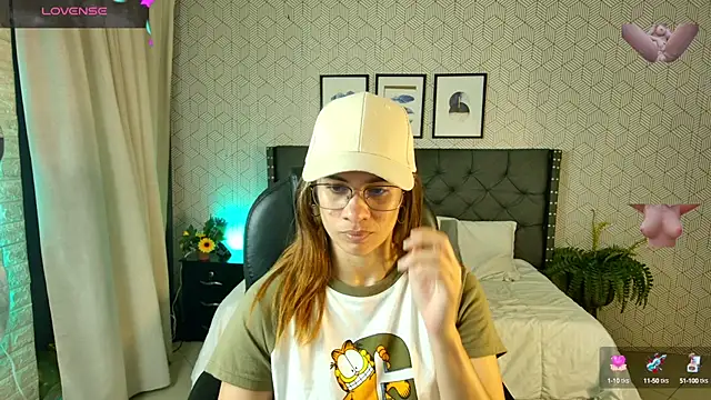 Snapshot of sussy__stone chatting on January 8, 2025, 6:09 pm sussy stone online show from January 8, 2025, 6:09 pm