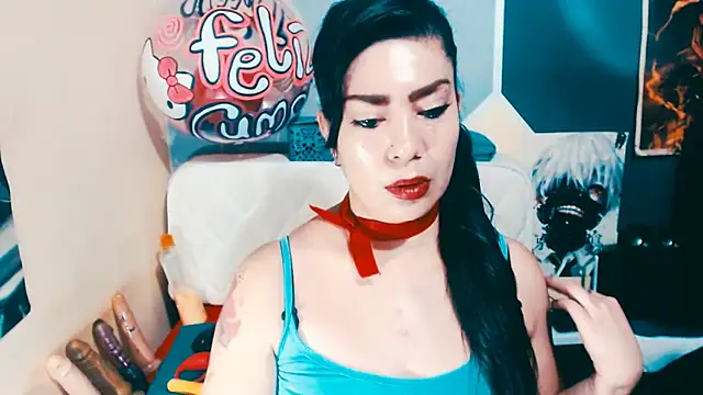 luisahott online show from March 5, 2026, 12:46 pm