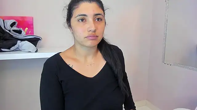 Danna 777  online show from December 29, 2024, 3:22 am