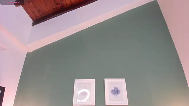  anavictoria  online show from December 18, 2025, 6:12 pm