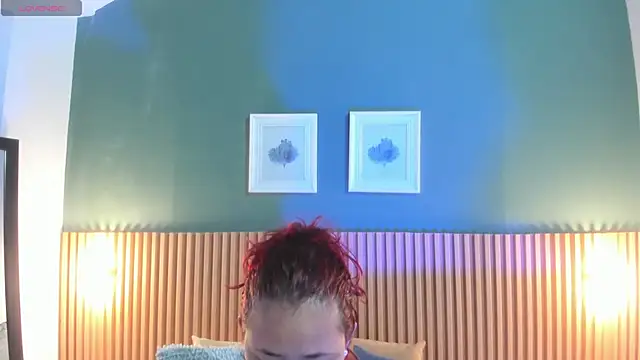  anavictoria  online show from January 13, 2026, 6:12 pm