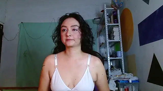 Kaory 32 online show from June 3, 2026, 2:33 pm