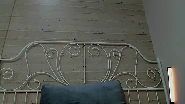 Snapshot of Whitney_Svonn chatting on February 28, 2025, 7:14 pm Whitney Svonn online show from February 28, 2025, 7:14 pm