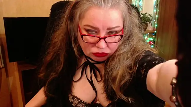 Miss Tress online show from January 19, 2025, 8:09 pm