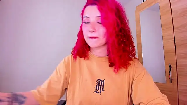 Snapshot of valent_27 chatting on October 1, 2025, 2:38 am valent 27 online show from October 1, 2025, 2:38 am