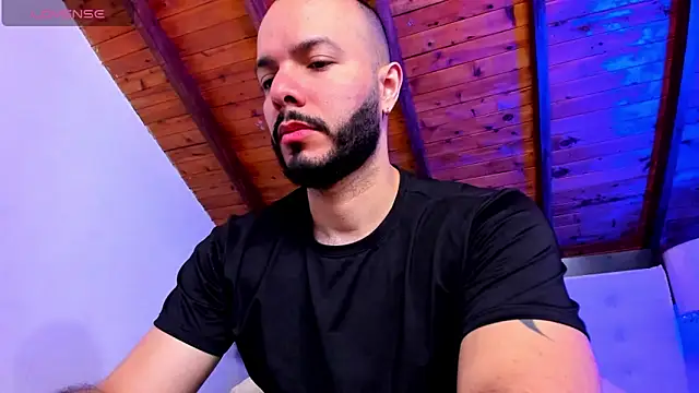 Snapshot of Tom_Bailey chatting on March 2, 2026, 12:45 pm Tom Bailey online show from March 2, 2026, 12:45 pm