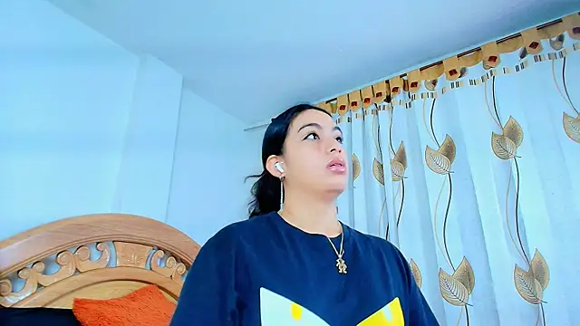 iris mandarine online show from September 11, 2025, 10:04 am