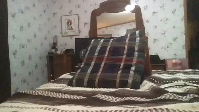 Snapshot of musclebooty70 chatting on February 5, 2025, 12:53 am musclebooty70 online show from February 5, 2025, 12:53 am