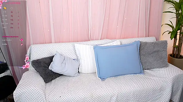 cali wanda online show from September 17, 2025, 9:06 pm