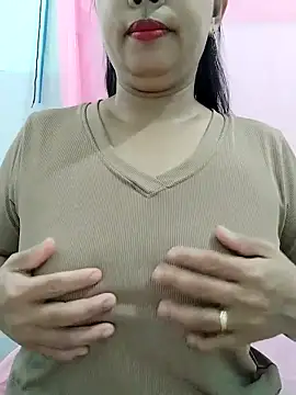 Snapshot of Lanyingxin18 chatting on September 16, 2025, 1:28 am Lanyingxin18 online show from September 16, 2025, 1:28 am