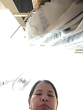 Snapshot of Lanyingxin18 chatting on February 13, 2025, 12:00 pm Lanyingxin18 online show from February 13, 2025, 12:00 pm