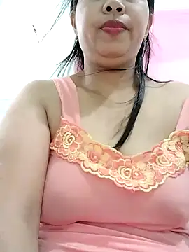 Snapshot of Lanyingxin18 chatting on September 12, 2025, 1:28 am Lanyingxin18 online show from September 12, 2025, 1:28 am