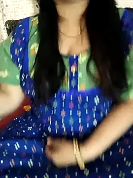 cuteyqueen online show from February 9, 2026, 5:05 am