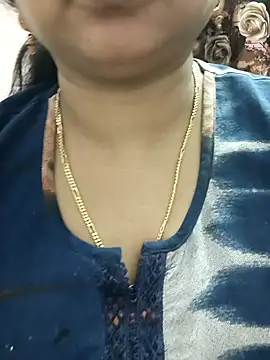 Snapshot of cuteyqueen chatting on February 1, 2025, 1:09 pm cuteyqueen online show from February 1, 2025, 1:09 pm