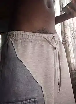 Snapshot of Naughty_Ratty chatting on October 16, 2025, 10:23 am Naughty Ratty online show from October 16, 2025, 10:23 am