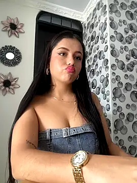 AbbyMillerrr online show from November 19, 2025, 4:40 pm