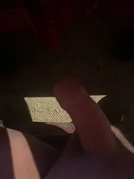 Kemenyfasz93 online show from February 15, 2025, 7:16 am