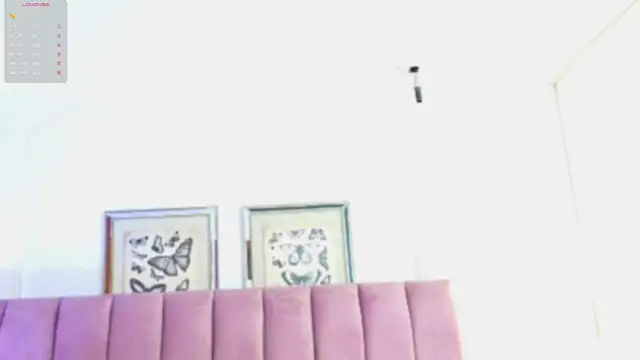 KimberlyCutee online show from May 21, 2026, 8:17 pm