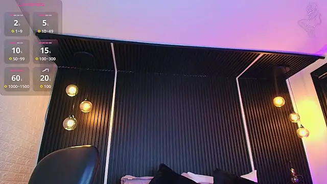 Snapshot of _Holly_Cat chatting on October 24, 2025, 8:52 pm Holly Cat online show from October 24, 2025, 8:52 pm