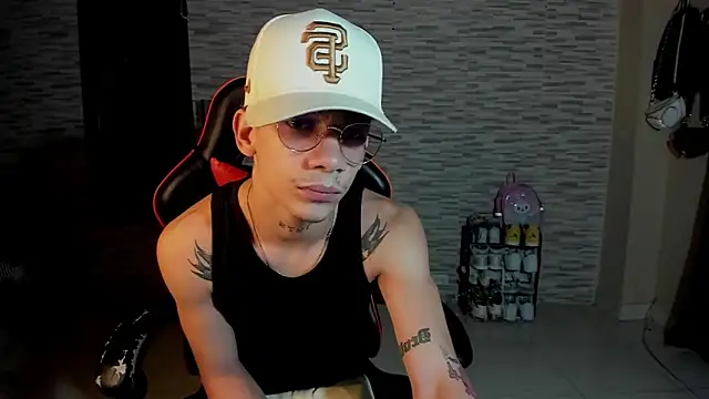 Snapshot of mateodeamjo chatting on October 9, 2025, 8:04 am mateodeamjo online show from October 9, 2025, 8:04 am