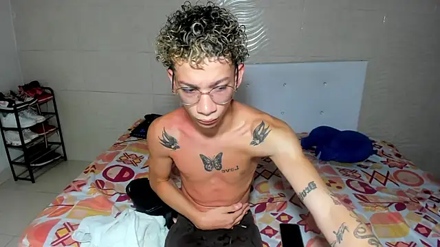 mateodeamjo online show from November 8, 2025, 9:24 am