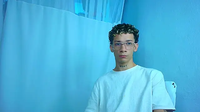 mateodeamjo online show from April 3, 2026, 1:01 am