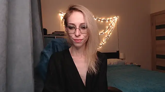 amber quell here online show from January 4, 2025, 2:14 pm