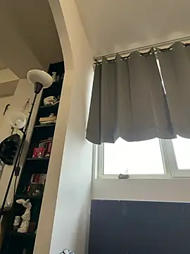 AriaVoss online show from April 9, 2026, 3:40 pm