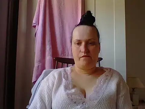 Snapshot of _squirty_cum_lady_ chatting on March 9, 2025, 12:09 pm squirty cum lady online show from March 9, 2025, 12:09 pm