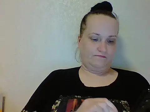 Snapshot of _squirty_cum_lady_ chatting on March 13, 2025, 8:32 pm squirty cum lady online show from March 13, 2025, 8:32 pm