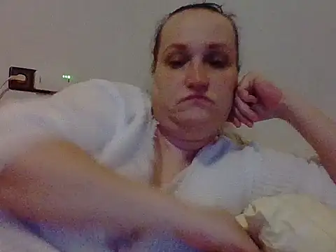 Snapshot of _squirty_cum_lady_ chatting on March 12, 2025, 9:45 pm squirty cum lady online show from March 12, 2025, 9:45 pm