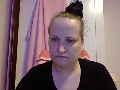 Snapshot of _squirty_cum_lady_ chatting on February 23, 2025, 6:23 pm squirty cum lady online show from February 23, 2025, 6:23 pm