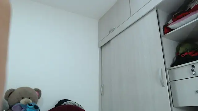 Snapshot of Amelia_Debora_Antonella chatting on November 4, 2025, 12:53 pm Amelia Debora Antonella online show from November 4, 2025, 12:53 pm